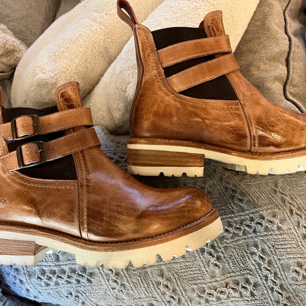 BedStu Women's Platform Boots--Ginger, Tan Rustic